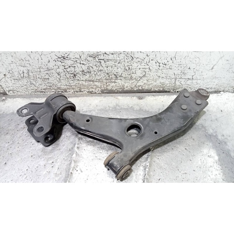 Recambio de brazo suspension inferior delantero derecho para ford focus lim. (cb8) sport referencia OEM IAM   