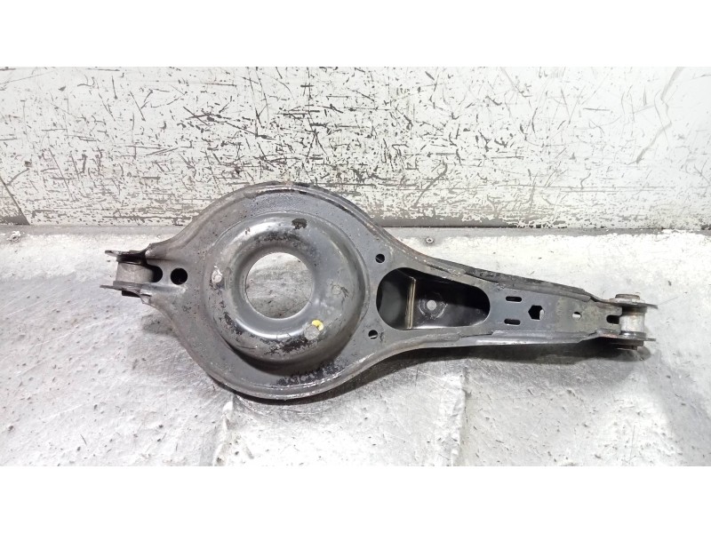 Recambio de brazo suspension inferior trasero izquierdo para ford focus lim. (cb8) sport referencia OEM IAM   