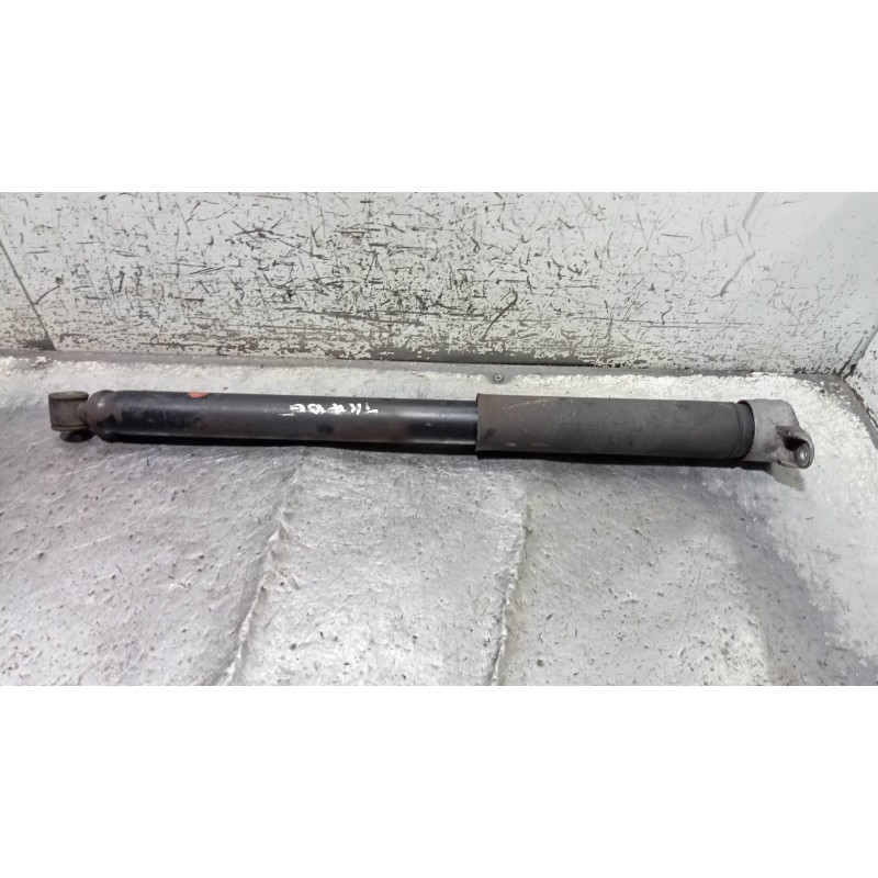 Recambio de amortiguador trasero derecho para ford focus lim. (cb8) sport referencia OEM IAM BV6118080BAF  