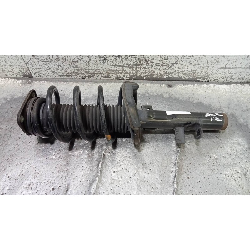 Recambio de amortiguador delantero izquierdo para ford focus lim. (cb8) sport referencia OEM IAM BV6118K001BAC  