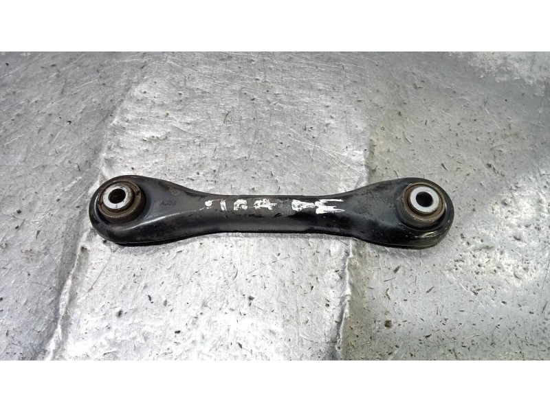 Recambio de brazo suspension superior trasero derecho para ford focus lim. (cb8) sport referencia OEM IAM   
