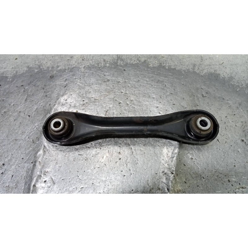 Recambio de brazo suspension superior trasero derecho para ford focus lim. (cb8) sport referencia OEM IAM   