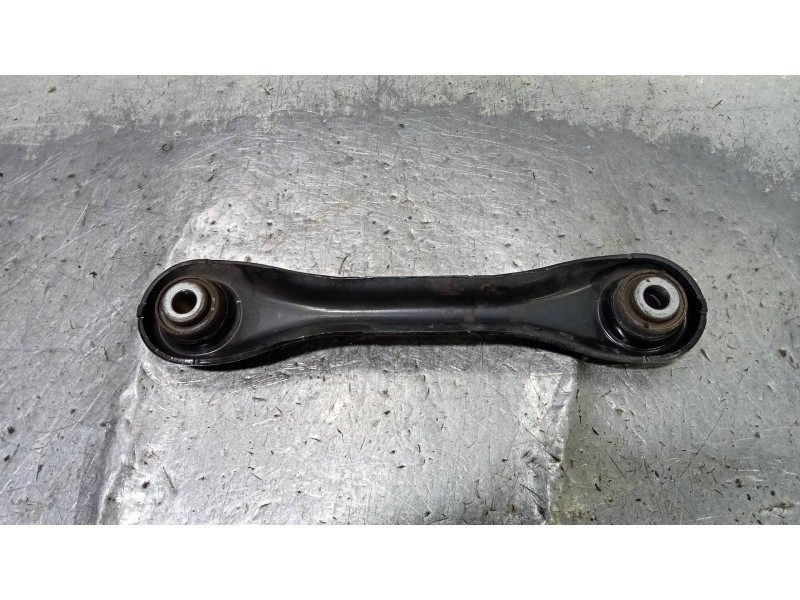 Recambio de brazo suspension superior trasero derecho para ford focus lim. (cb8) sport referencia OEM IAM   