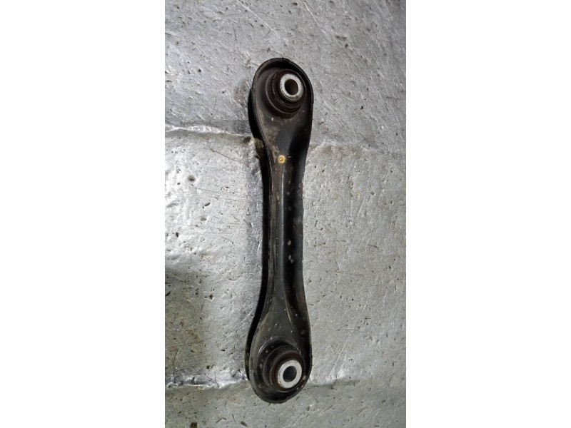 Recambio de brazo suspension superior trasero izquierdo para ford focus lim. (cb8) sport referencia OEM IAM   