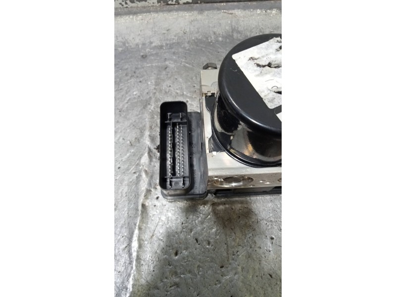 Recambio de abs para ford focus lim. (cb8) sport referencia OEM IAM 10096101913 BV612C405AG 10021208034