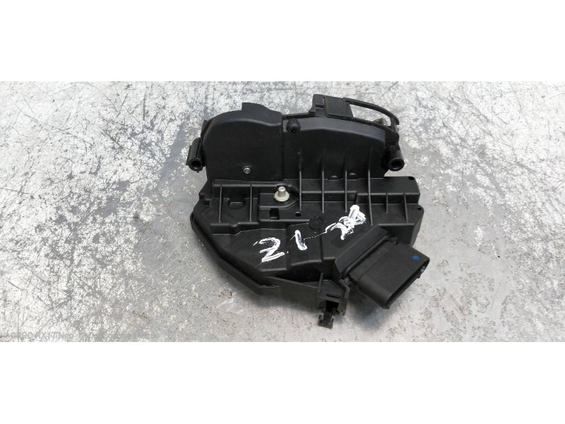 Recambio de motor cierre centralizado delantero izquierdo para ford focus lim. business referencia OEM IAM BM5AA21813AG  5P