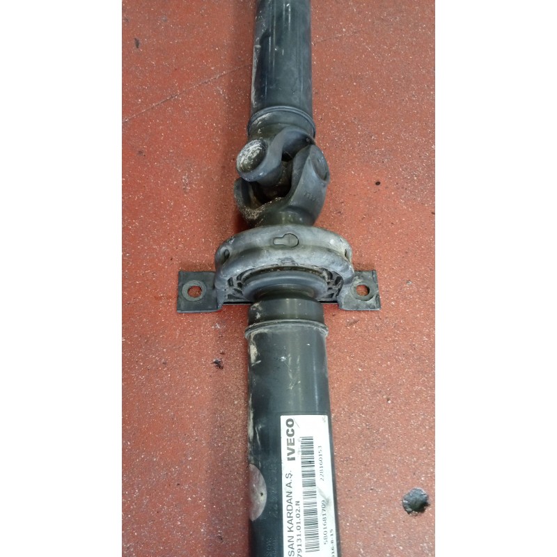 Recambio de transmision central para iveco daily furgón fg h2 33 s ... v batalla 3520 referencia OEM IAM 5801681709 228160153 