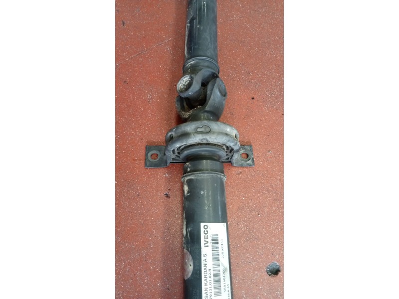 Recambio de transmision central para iveco daily furgón fg h2 33 s ... v batalla 3520 referencia OEM IAM 5801681709 228160153 