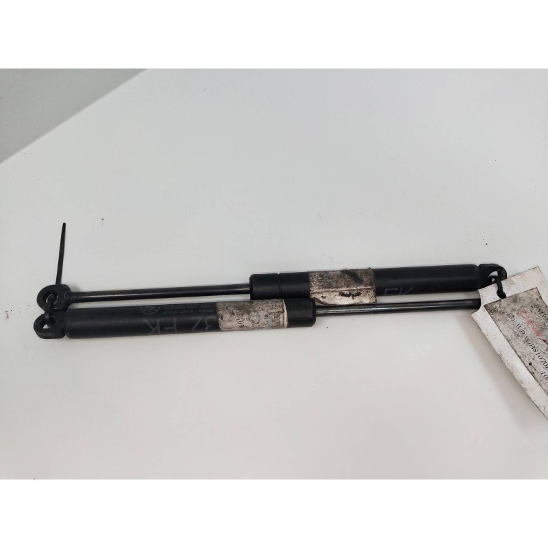 Recambio de amortiguadores capo para bmw serie 7 (e32) 5.0 v12 cat referencia OEM IAM 51231903465  