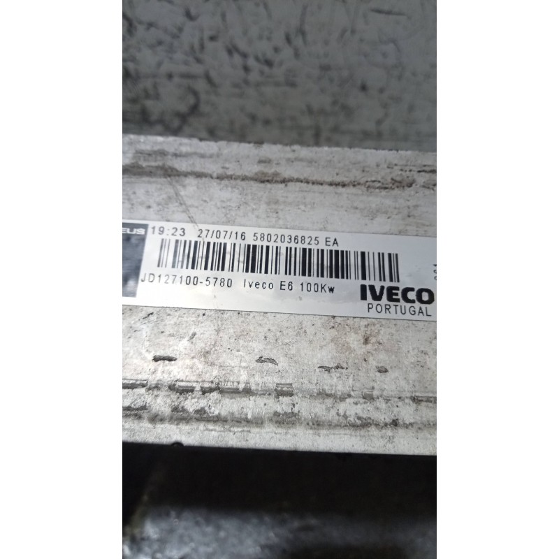 Recambio de intercooler para iveco daily furgón fg h2 33 s ... v batalla 3520 referencia OEM IAM 5802036825EA  