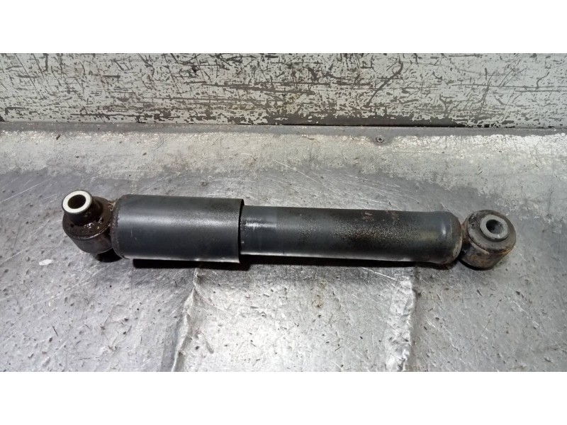 Recambio de amortiguador delantero derecho para iveco daily furgón fg h2 33 s ... v batalla 3520 referencia OEM IAM 5801771684  