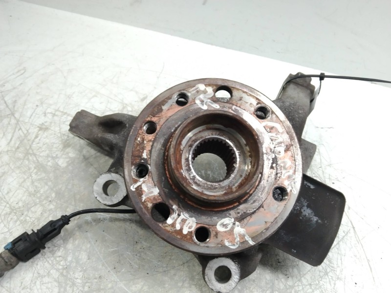 Recambio de mangueta delantera izquierda para fiat croma (194) 1.9 16v multijet dynamic referencia OEM IAM   