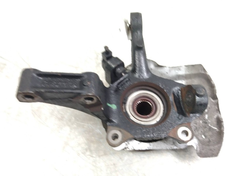 Recambio de mangueta delantera derecha para fiat croma (182) 2.0 referencia OEM IAM   