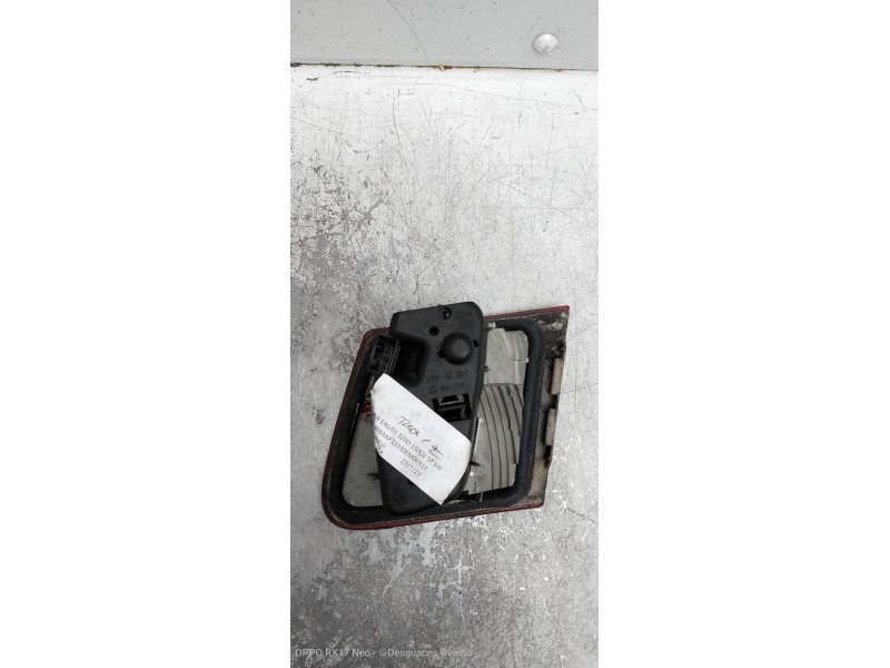 Recambio de piloto trasero izquierdo interior para bmw serie 3 touring (e46) 320d referencia OEM IAM   