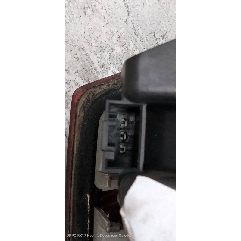 Recambio de piloto trasero izquierdo interior para bmw serie 3 touring (e46) 320d referencia OEM IAM   