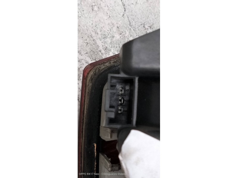 Recambio de piloto trasero izquierdo interior para bmw serie 3 touring (e46) 320d referencia OEM IAM   