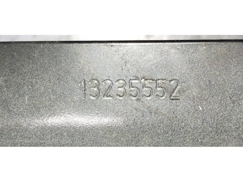 Recambio de refuerzo paragolpes delantero para opel insignia berlina edition referencia OEM IAM   