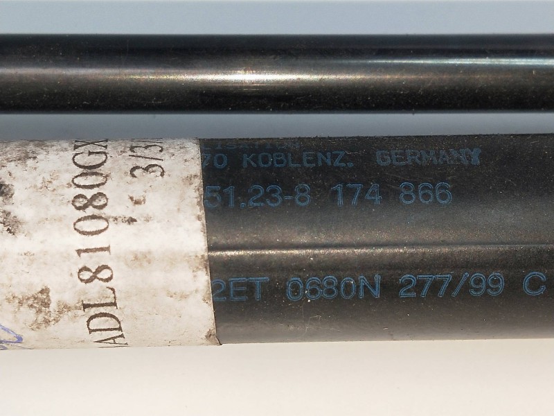 Recambio de amortiguadores capo para bmw serie 5 berlina (e39) 3.0 24v turbodiesel cat referencia OEM IAM 51238174866  