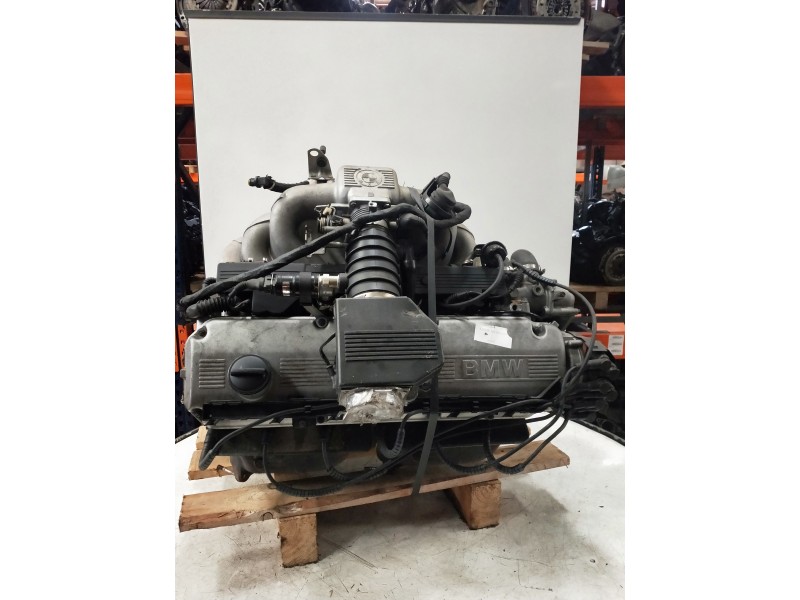Recambio de motor completo para bmw serie 7 (e32) 3.0 cat referencia OEM IAM 306KA 40110336 