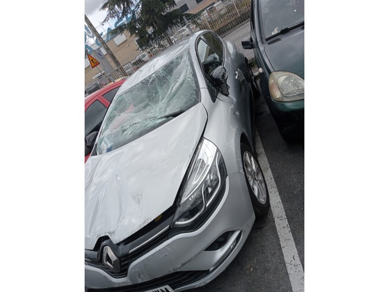 renault clio v del año 2019