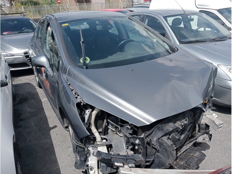 peugeot 308 del año 2010