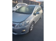 toyota auris del año 2010