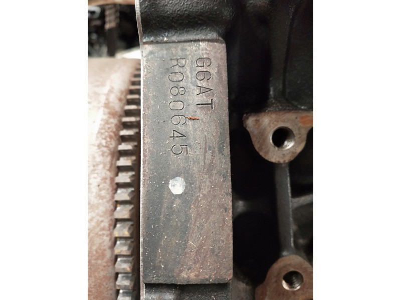 Recambio de motor completo para hyundai sonata (y3) 3.0 v6 gls referencia OEM IAM G6AT R080465 