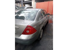 ford mondeo berlina (ge) del año 2000 2