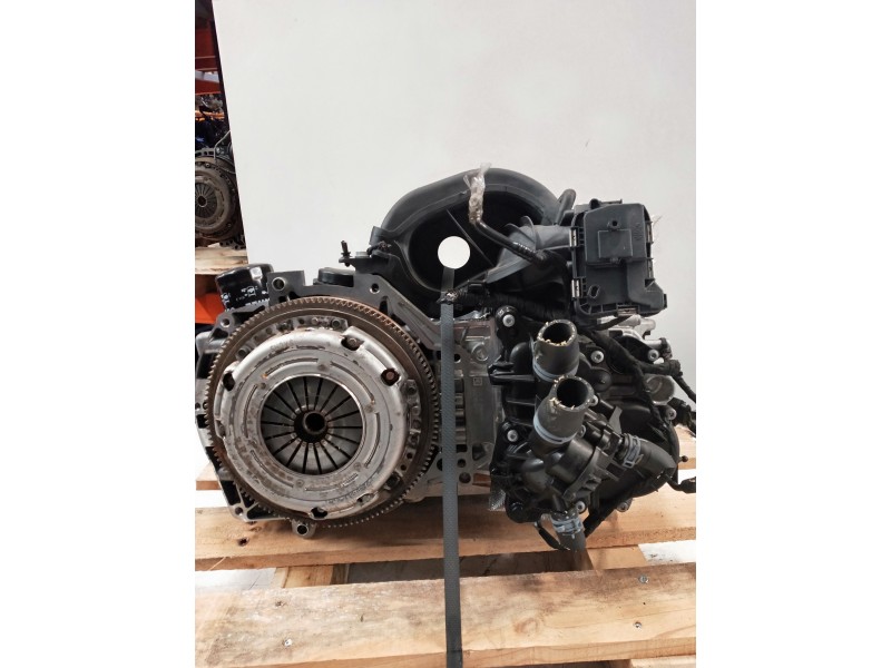 Recambio de motor completo para volkswagen polo (6c1) 1.0 referencia OEM IAM CHY 433390 