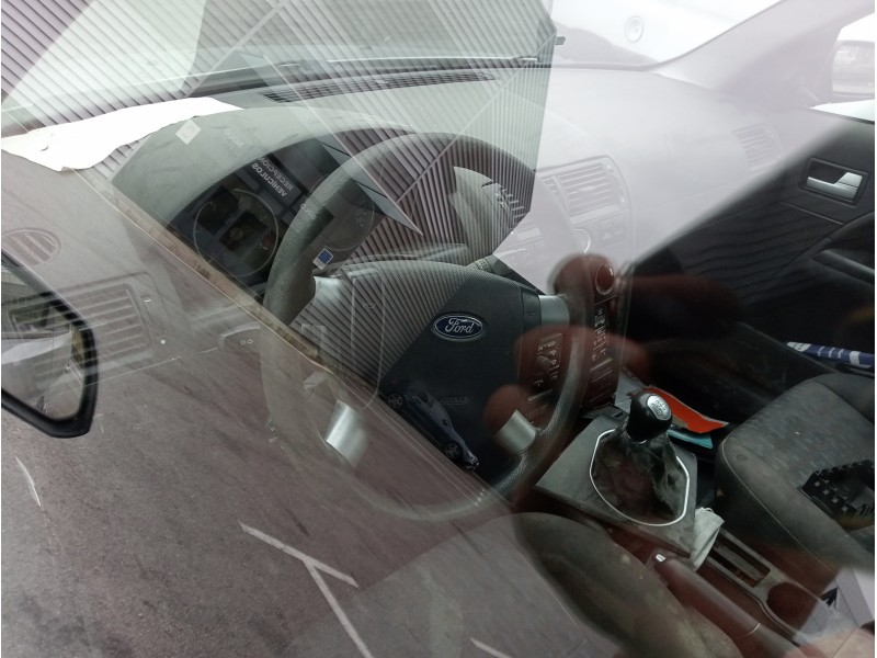 ford mondeo berlina (ge) del año 2001