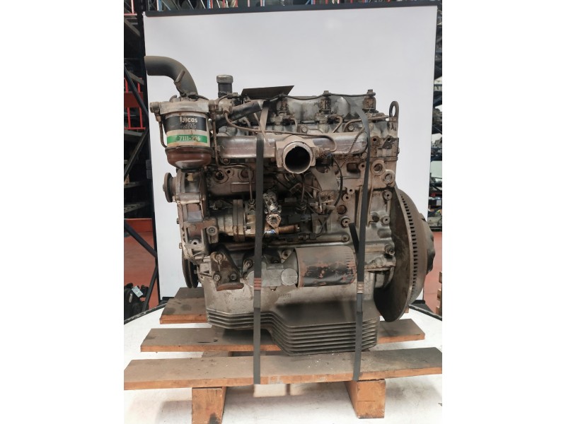 Recambio de motor completo para jeep comando diesel referencia OEM IAM 165E 1273  Recambio de motor completo para jeep comando diesel referencia OEM IAM 165E 1273