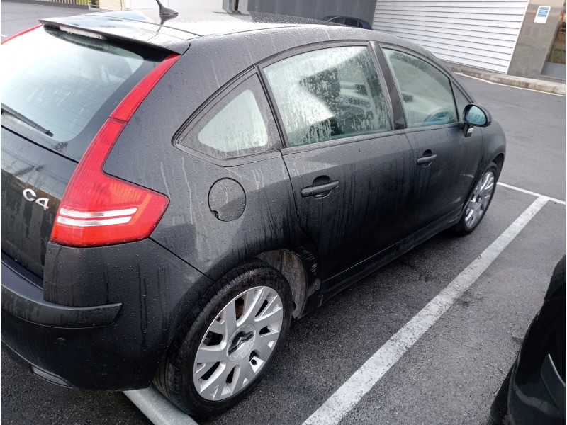 citroen c4 berlina del año 2005