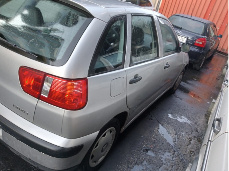 seat ibiza (6k1) del año 2001