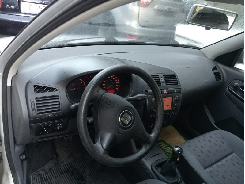 seat ibiza (6k1) del año 2001