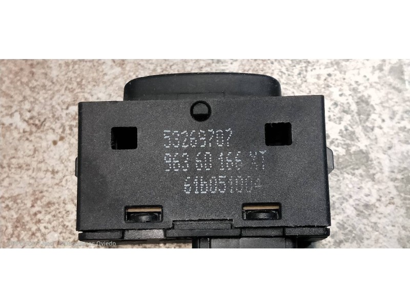 Recambio de mando elevalunas delantero derecho para peugeot 407 st sport referencia OEM IAM 96360166XT  