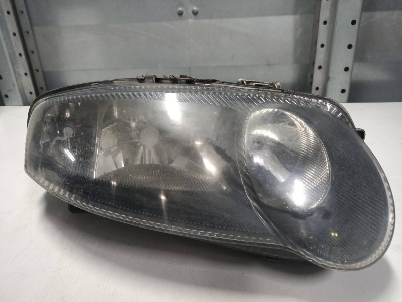 Recambio de faro derecho para alfa romeo 147 (190) 1.9 jtd 16v distinctive referencia OEM IAM   