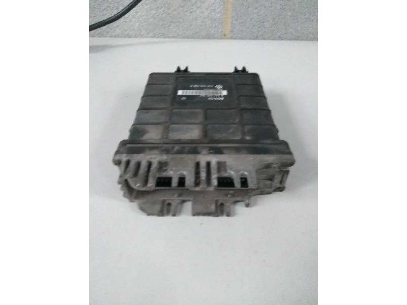 Recambio de centralita motor uce para volkswagen golf iii berlina (1h1) 1.4 referencia OEM IAM 0261200257 030906026C 