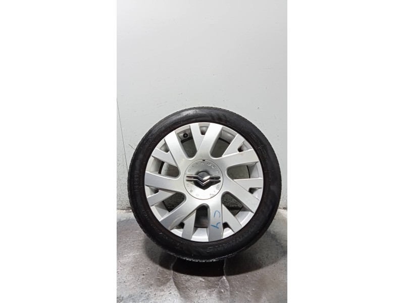 Recambio de juego llantas para citroen c4 berlina collection referencia OEM IAM  CUBIERTAS 205/50/17