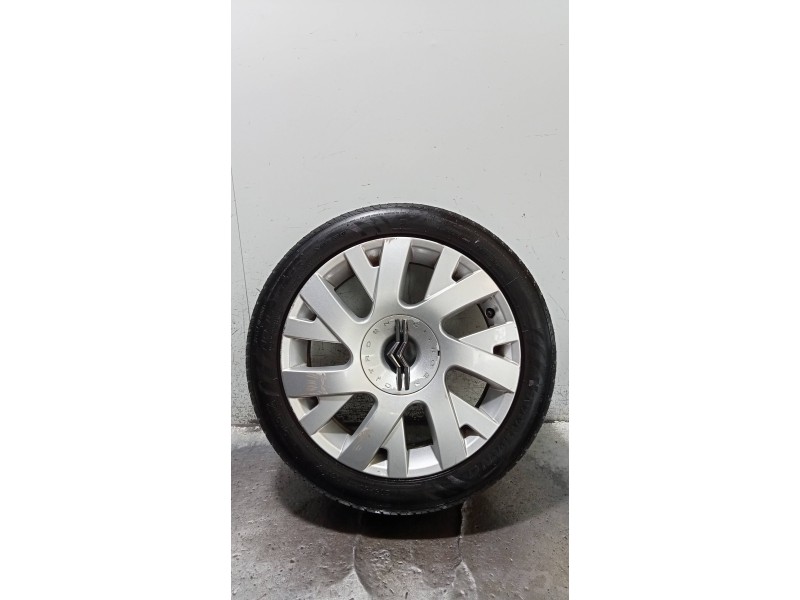 Recambio de juego llantas para citroen c4 berlina collection referencia OEM IAM  CUBIERTAS 205/50/17