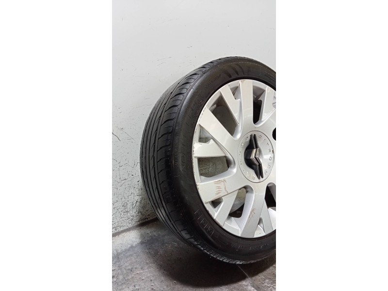 Recambio de juego llantas para citroen c4 berlina collection referencia OEM IAM  CUBIERTAS 205/50/17