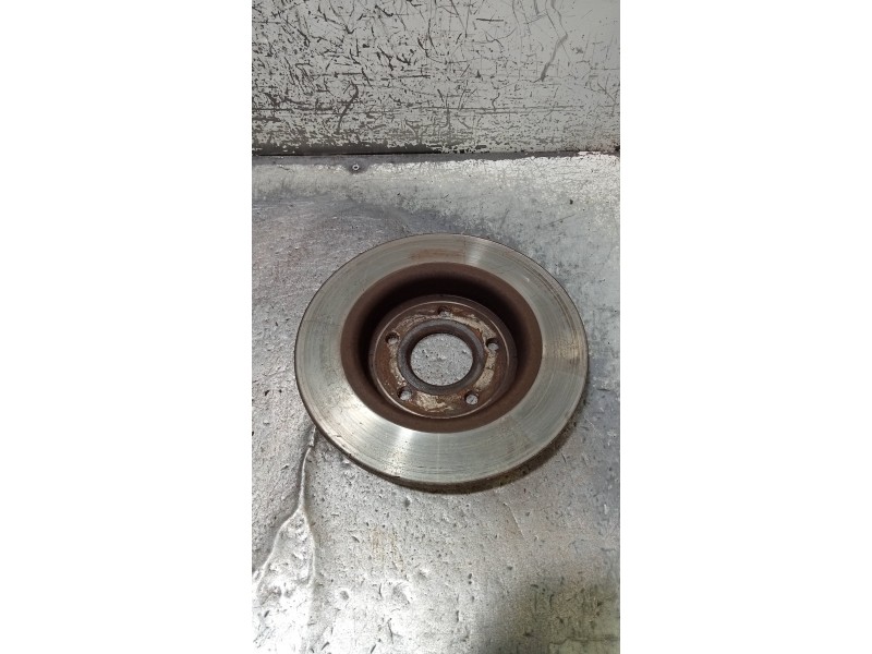 Recambio de disco freno trasero para ford focus lim. titanium referencia OEM IAM   