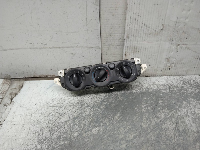 Recambio de mando calefaccion / aire acondicionado para ford focus berlina (cap) ghia referencia OEM IAM 3M5T19980AD  