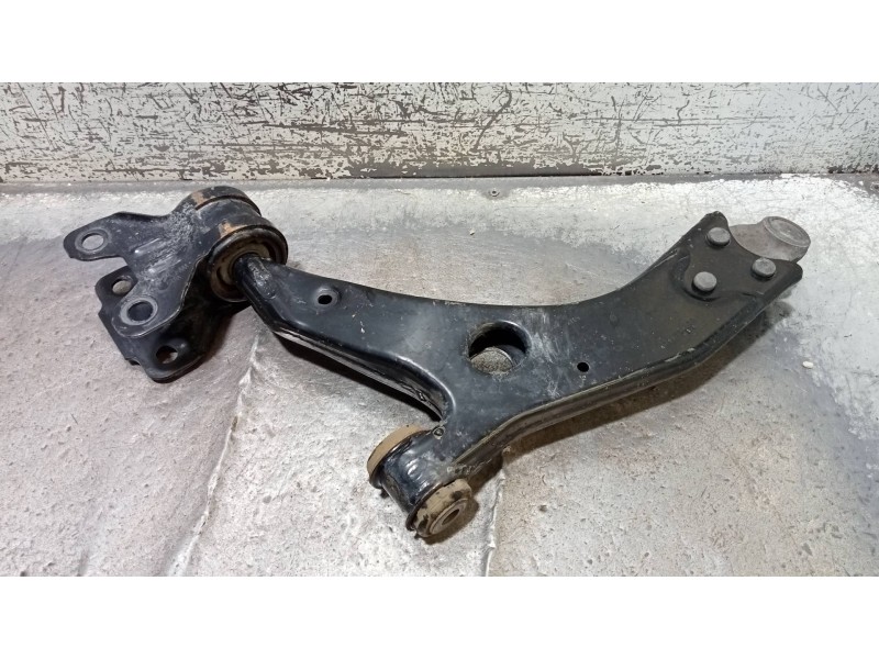 Recambio de brazo suspension inferior delantero derecho para ford focus lim. titanium referencia OEM IAM   