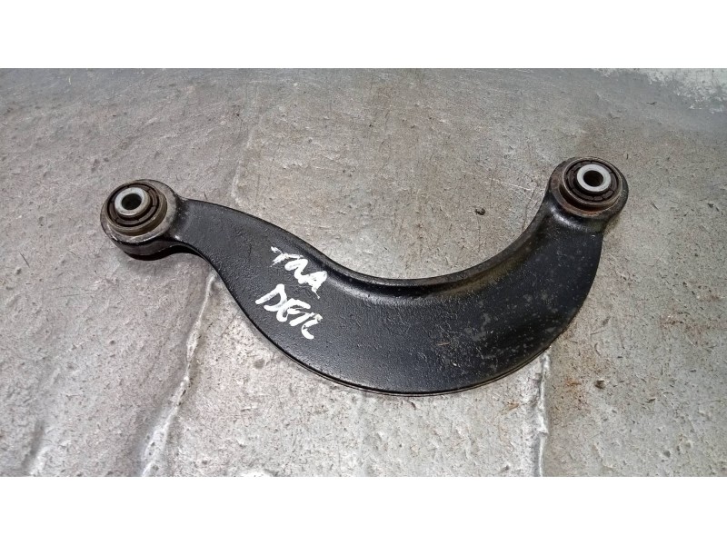 Recambio de brazo suspension superior trasero derecho para ford focus lim. titanium referencia OEM IAM AV615500AC  