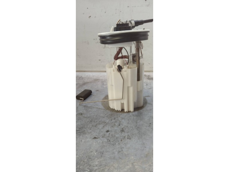 Recambio de bomba combustible para ford focus lim. (cb8) sport referencia OEM IAM 8V619H307JA 0580200066 