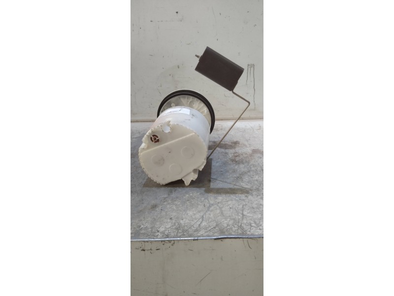 Recambio de bomba combustible para ford focus lim. (cb8) sport referencia OEM IAM 8V619H307JA 0580200066 