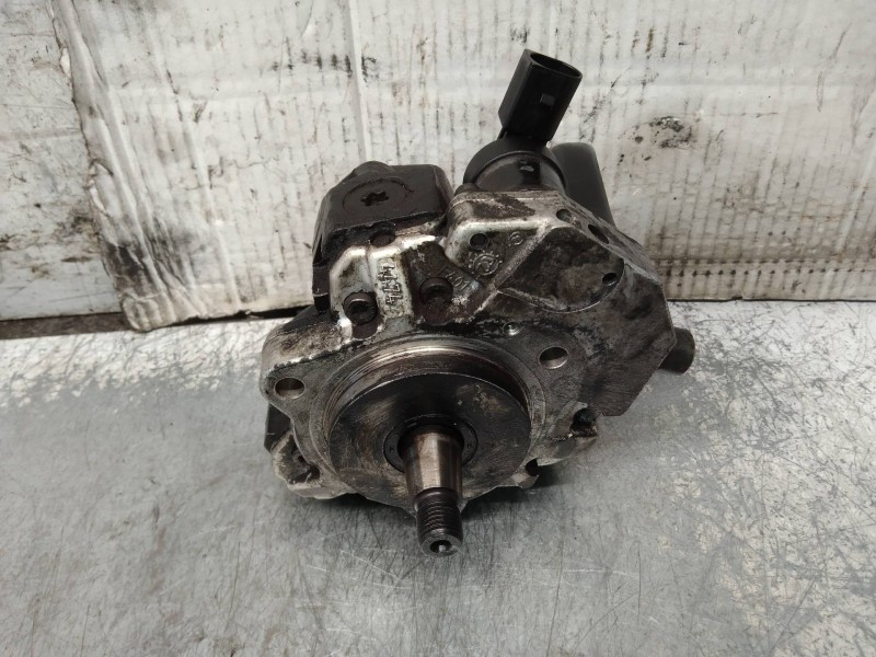 Recambio de bomba inyeccion para bmw serie 3 touring (e46) 320d referencia OEM IAM 0445010045 7788670 