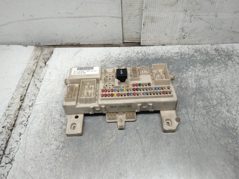 Recambio de caja reles / fusibles para ford focus berlina (cap) ghia referencia OEM IAM 4M5T14A073AE  