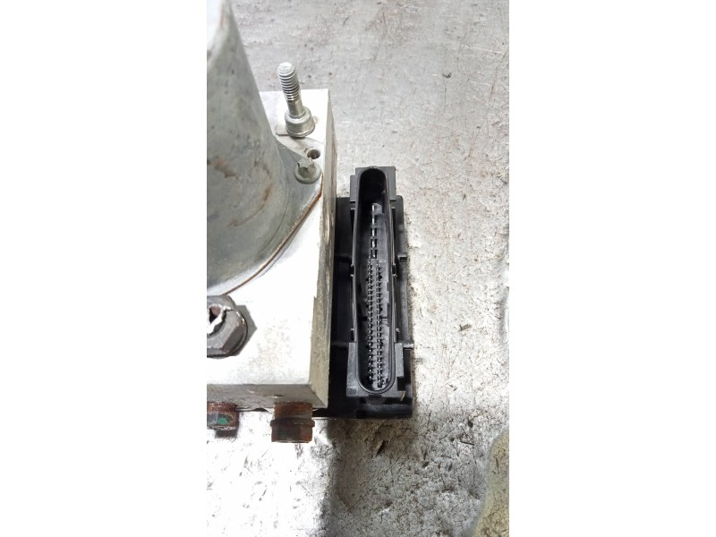 Recambio de abs para land rover range rover sport v6 td hse referencia OEM IAM 0265234074 SRB500164 