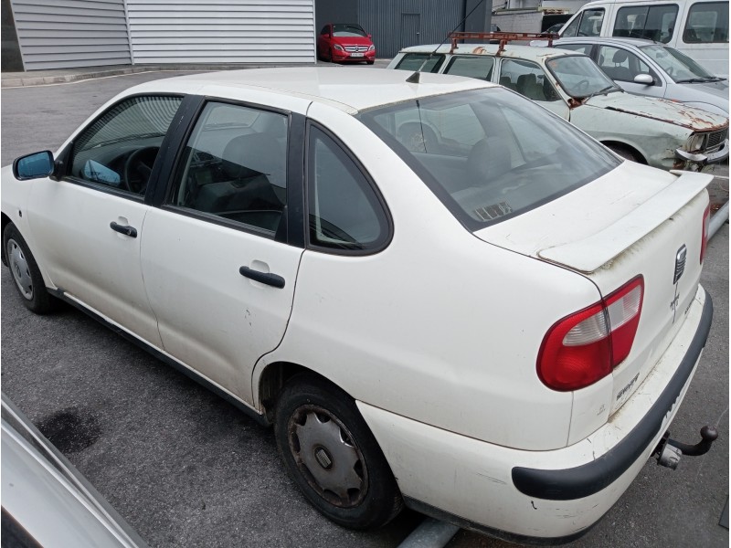 seat cordoba berlina (6k2) del año 1999